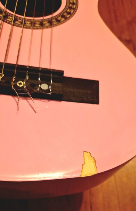 Guitarra de brincar