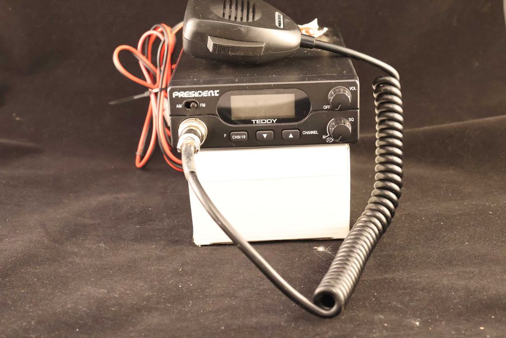 CB radio President Teddy + antena