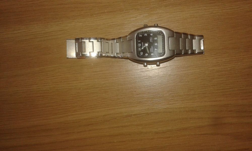 Zegarek z lat PRL.