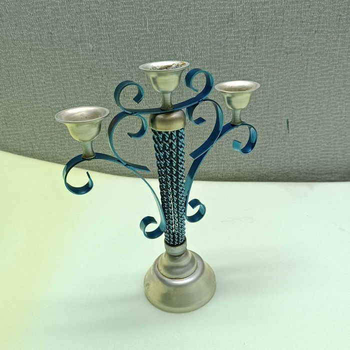 Канделябр, Подсвечник на 3 свечи
Металл (латунь/титан)
