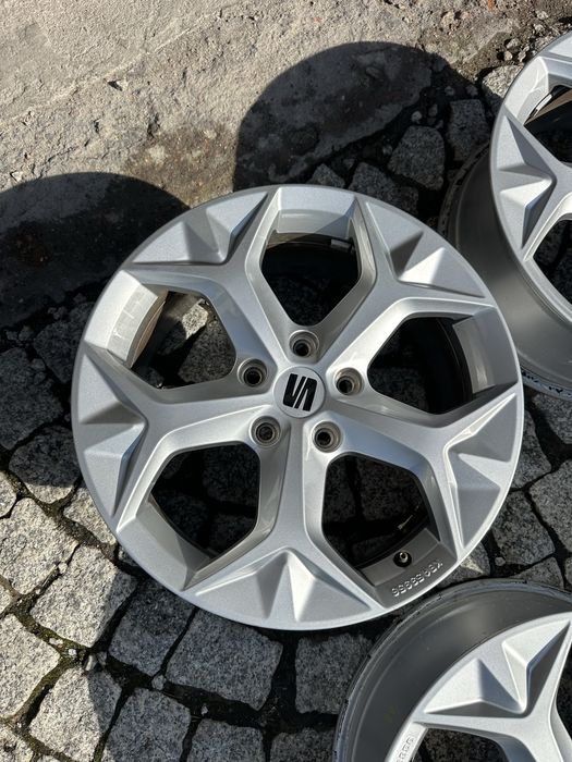 Felgi Aluminiowe 17 Seat Leon Ateca Golf Passat Troc Octavia 5x112 ET45 OEM