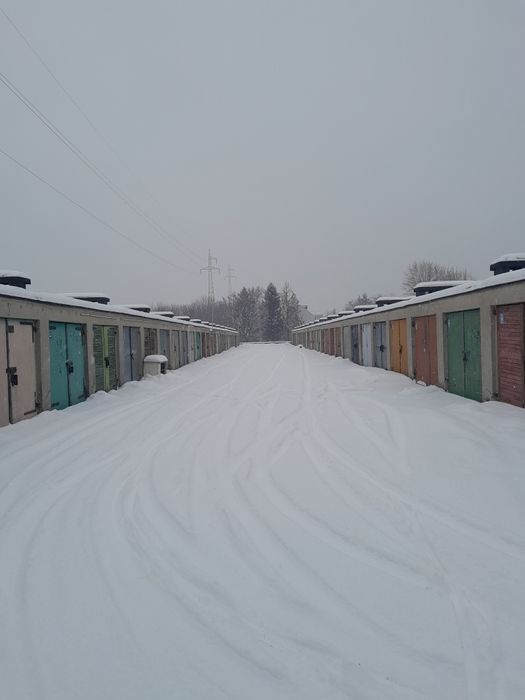 Garaż murowany na wynajem