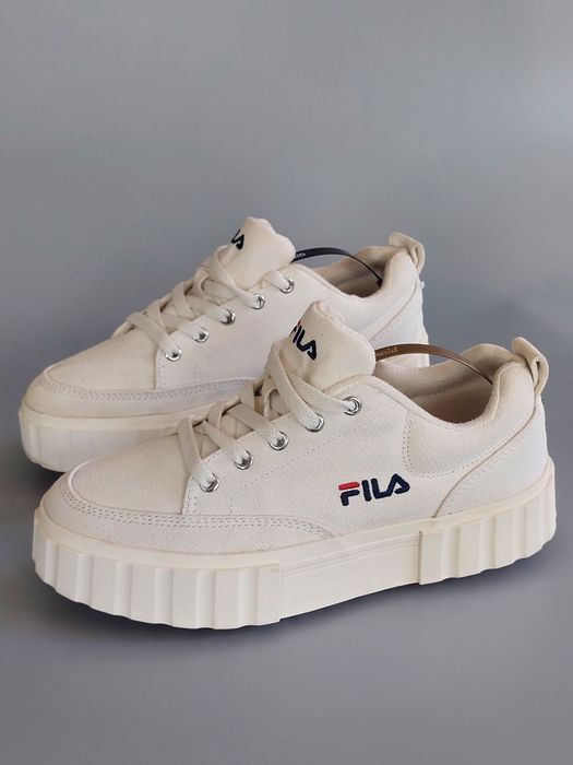 Кросівки Fila 38.5/24,5 см взуття жіноче