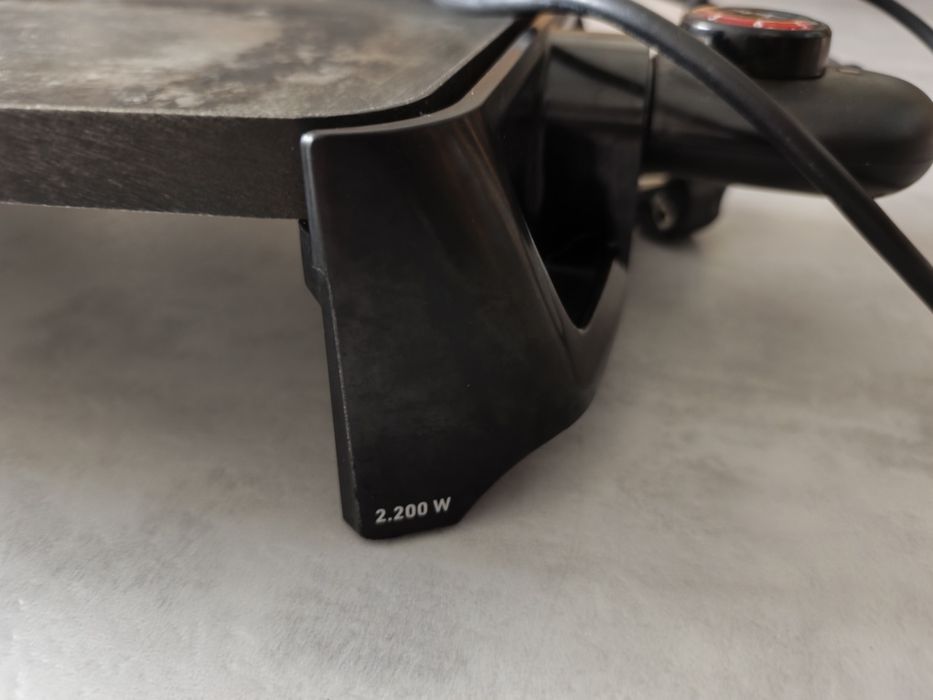 Grelhador elétrico 2.200W