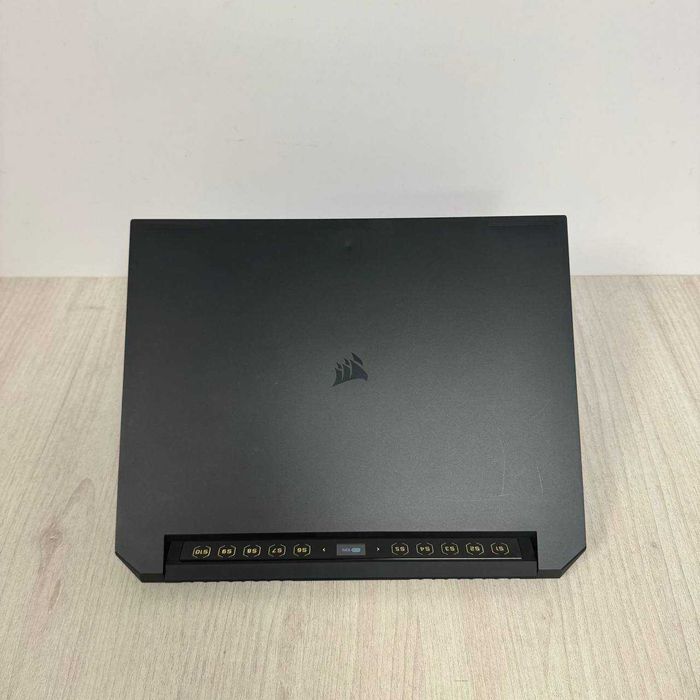 Corsair Voyager A1600 16.0" 2K IPS 240Hz Ryzen 9 6900HS 16GB DDR5 SSD 512GB NVMe Radeon RX 6800M 12GB