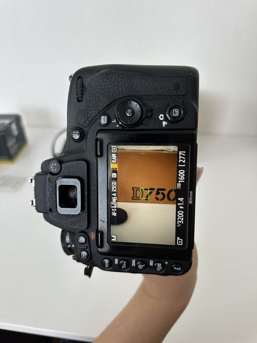 Nikon D750 + Nikon AF-S 50mm f/1.4