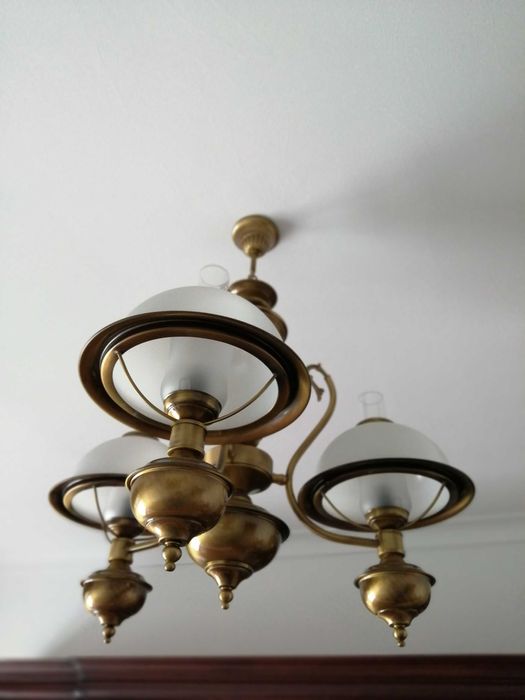 Candeeiro de teto espetacular