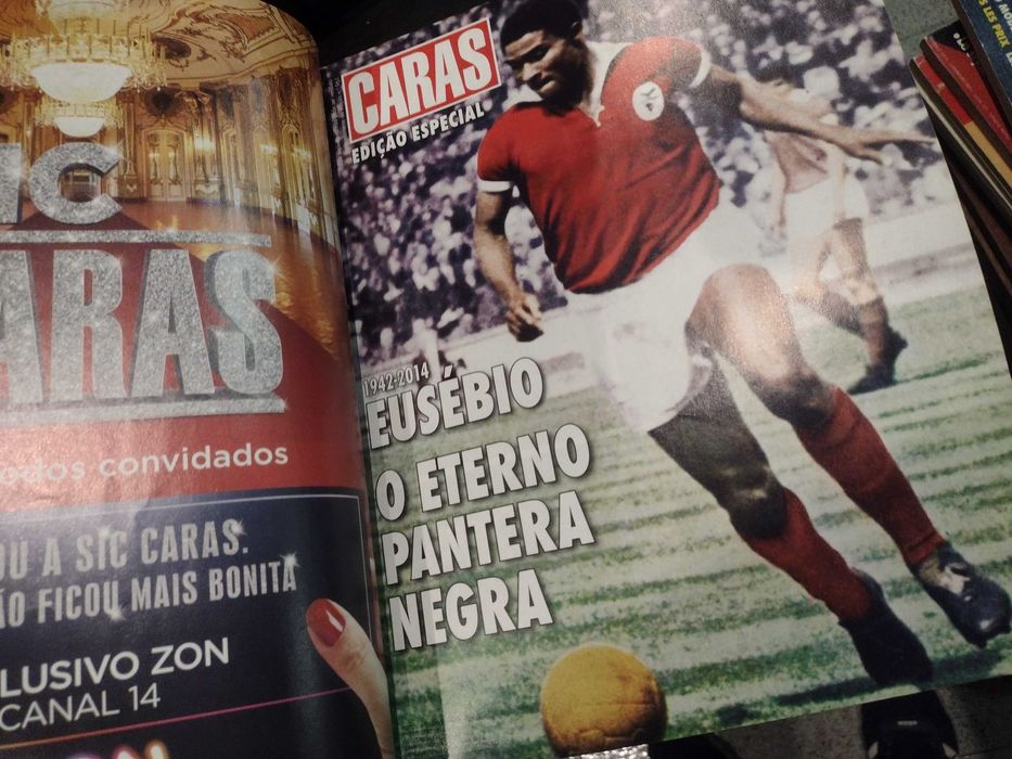 Revista "Caras" Eusébio