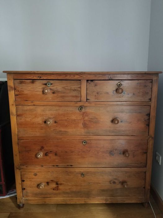 Cómoda Rústica de Madeira Maciça