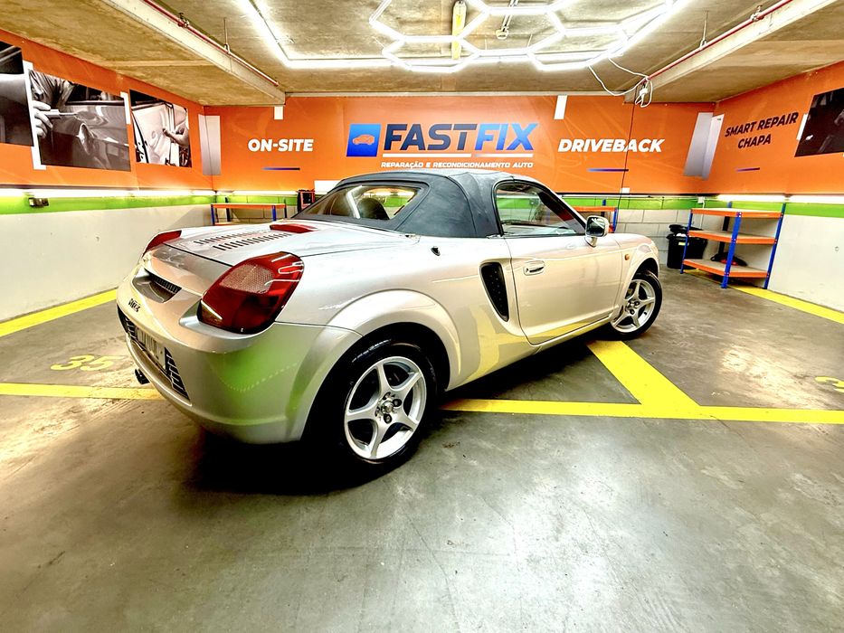 Toyota MR-2 Spyder foto 4