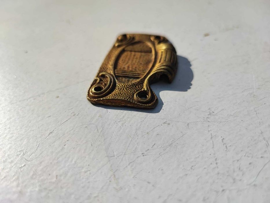 Secesyjna mosiężna aplikacja,uchwyt do mebel