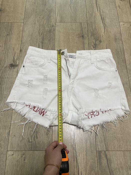 Шорти джинсові 28 розмір.             .                 .