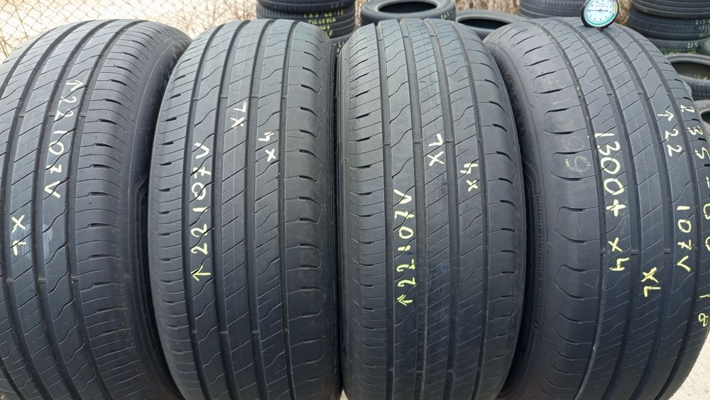 4x 235/60r18 Goodyear Efficient Grip 2