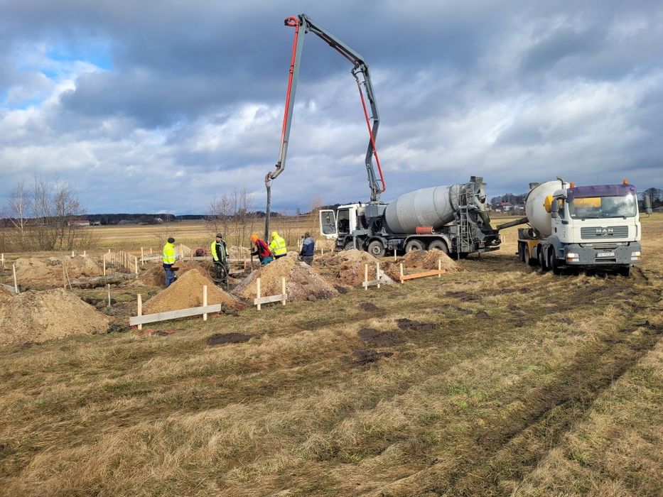 Beton Towarowy z transportem (pompa + gruszki)