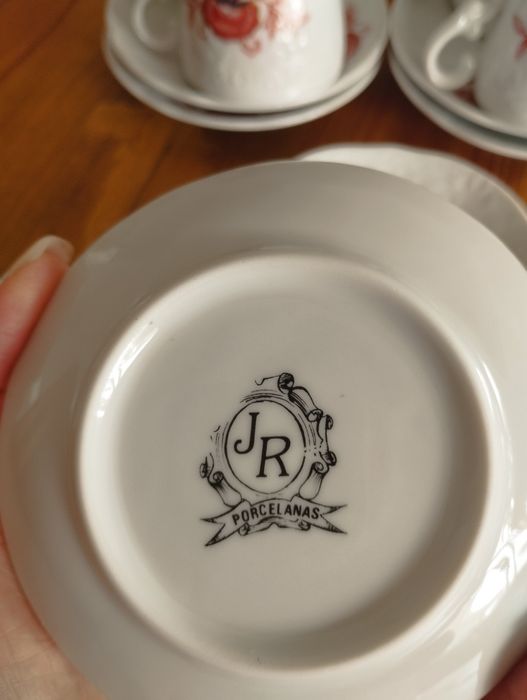 Vendo 6 chávenas café Porcelana