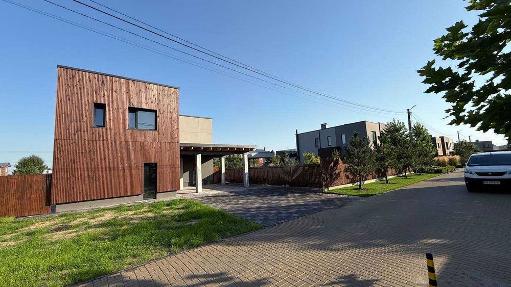 Продаж будинку в Крушинке КМ На Счастливій 165м2 8 соток бізнес БЕЗ %