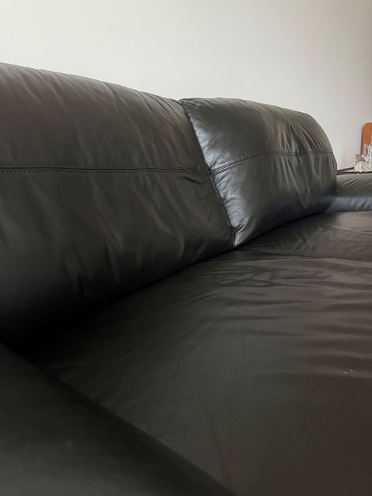 Sofá em pele para sala