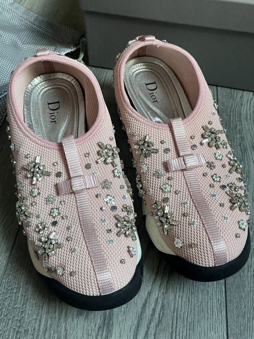 Продаю кросовки DIOR