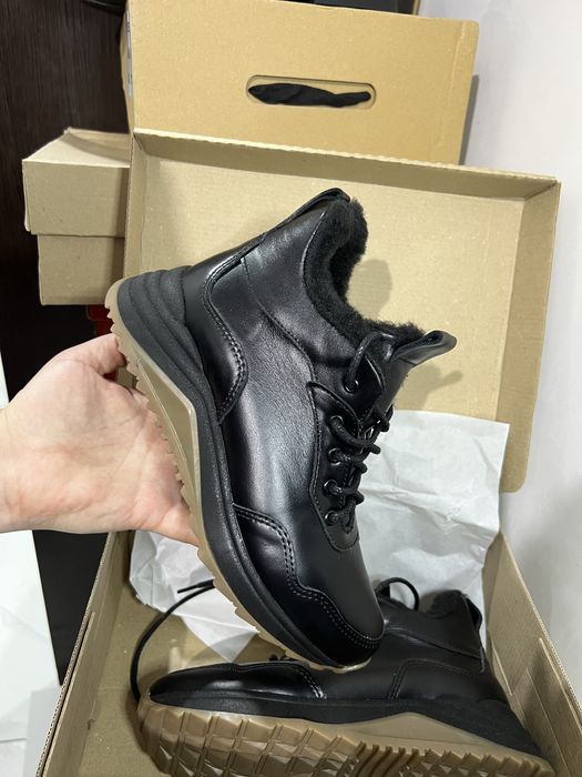 Кросівки зимові шкіряні утеплені 36р, кроссовки зимние кожа