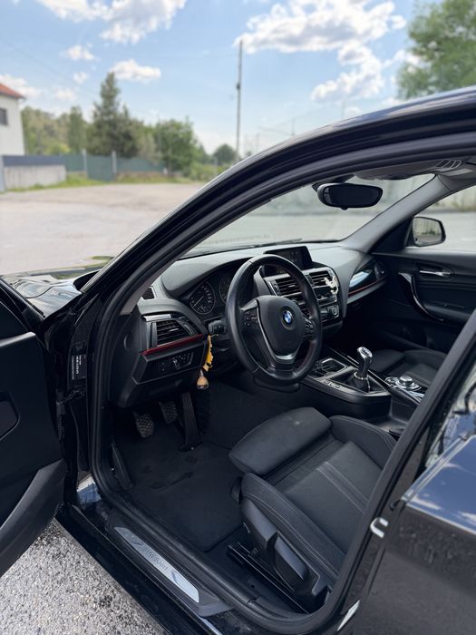 BMW Série 1 (116d efficientdynamics line Sport)