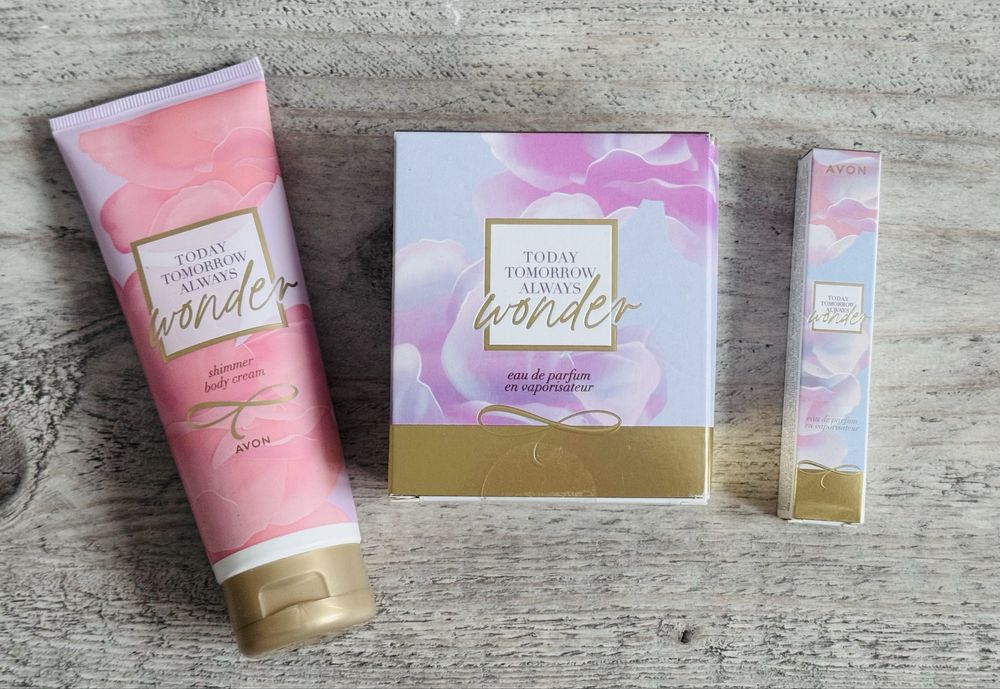 AVON ZESTAW TTA Wonder 3w1 Damski dla Niej Perfumy Balsam Perfumetka