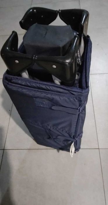 Cama de viagem Chicco/parque