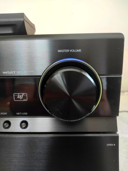 Potężny amplituner Onkyo TX-NR3008