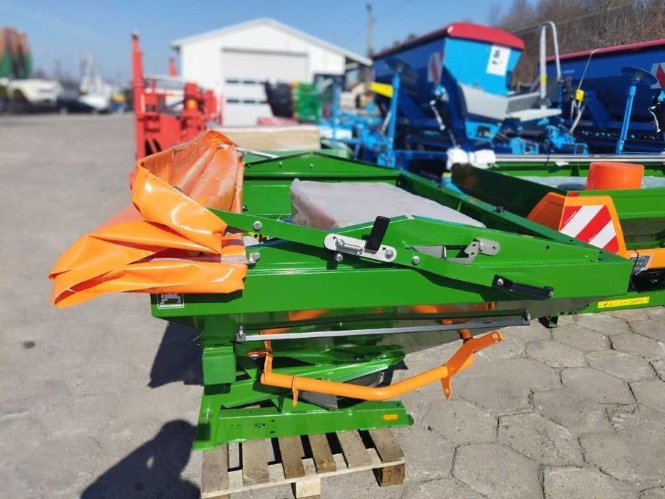 Rozsiewacz nawozów ZA-X 903 Easy Amazone
