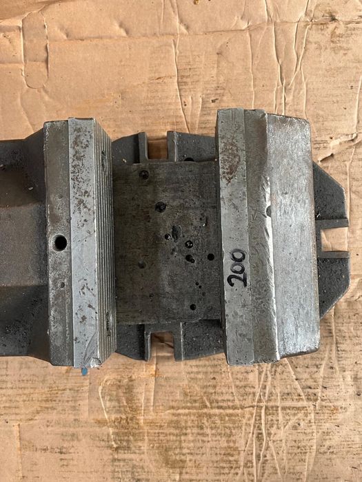 Imadło maszynowe Bison 200mm