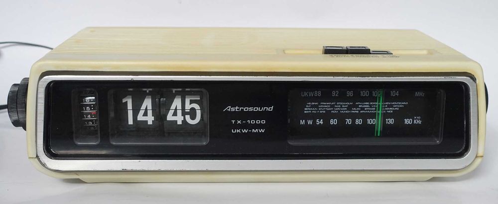 Zegar klapkowy Astrosound  lata 70'
