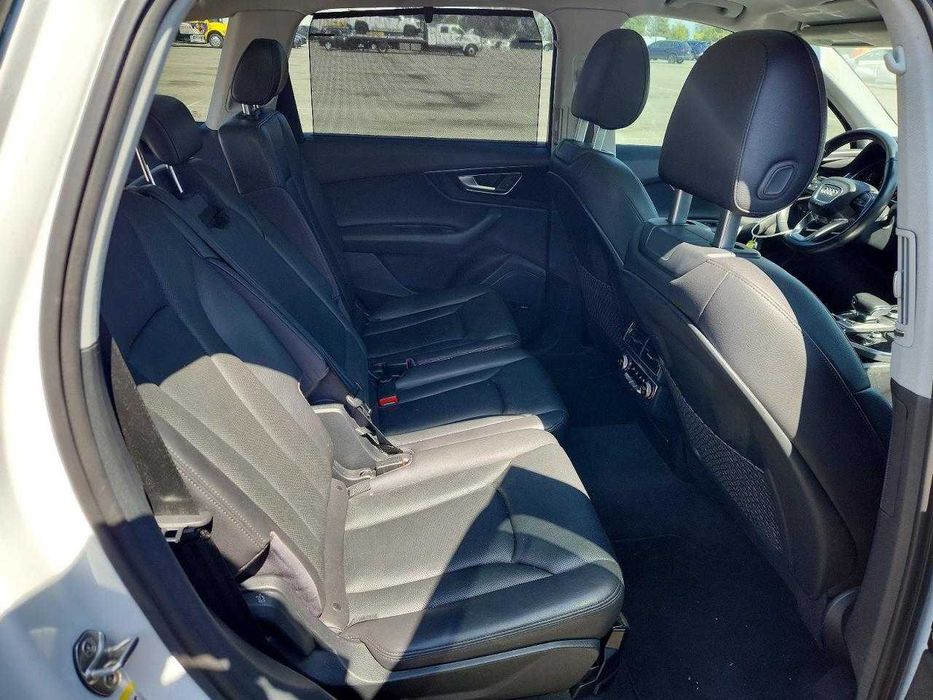 2026 AUDI Q7 Premium Plus