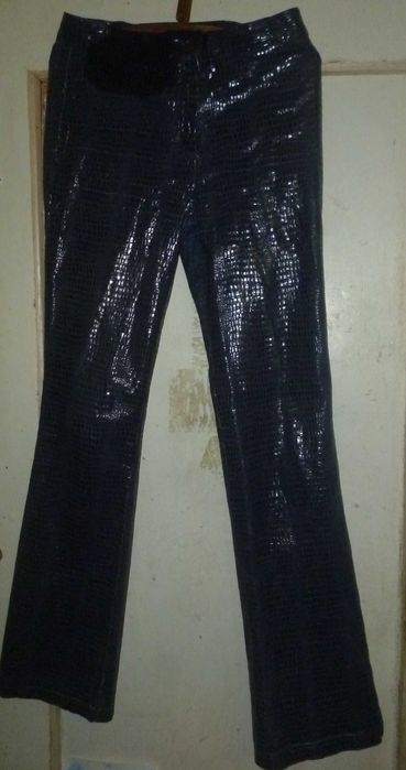 Продам женские брюки под кожу