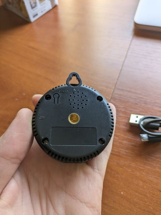 Wi-Fi камера нова