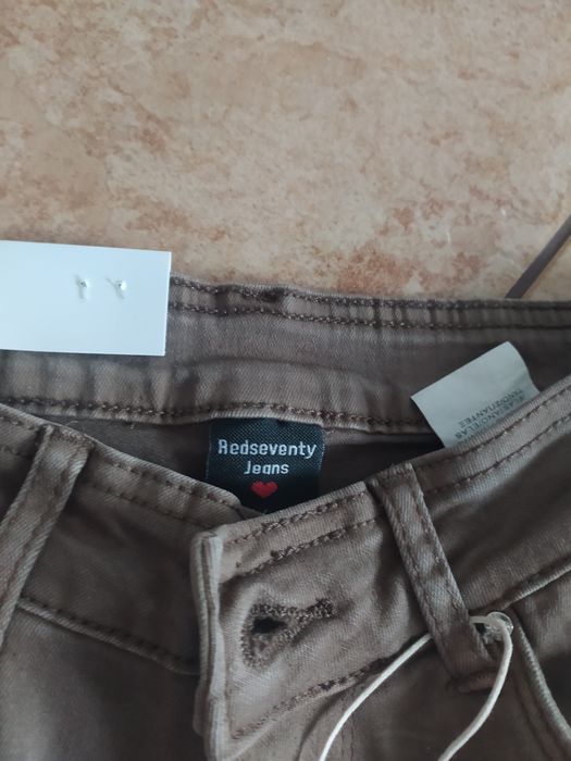 Spodnie damskie jeans