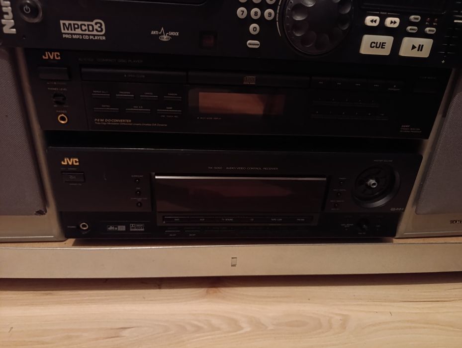 Zestaw JVC Amplituner i odtwarzacz CD