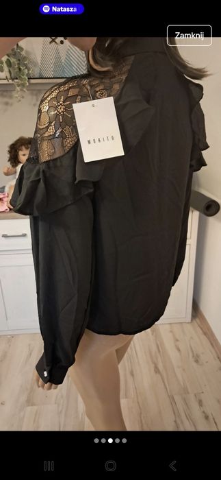 Czarna bluzka elementy koronkowe