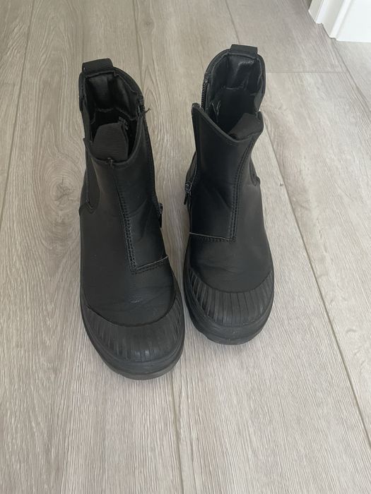 Продам Ботінки для дівчинки