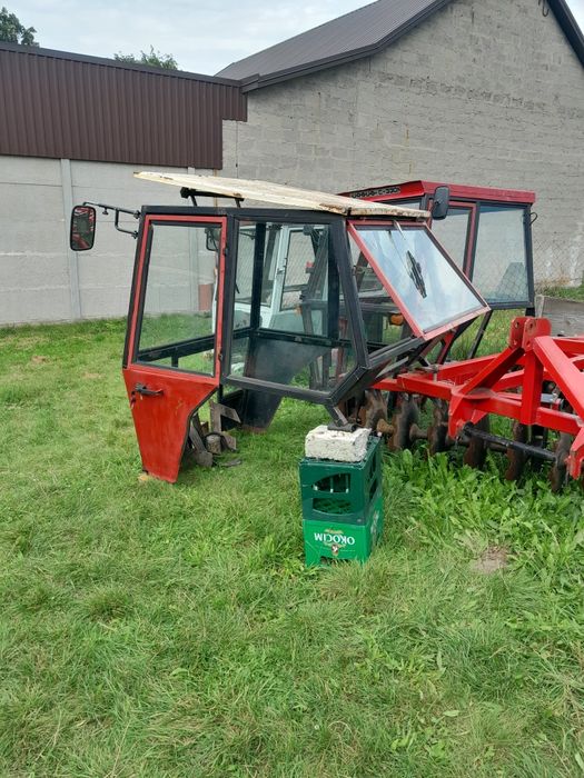 kabina Cześći do  Ciągnika kabina T 25 Ruskiego  c33M
