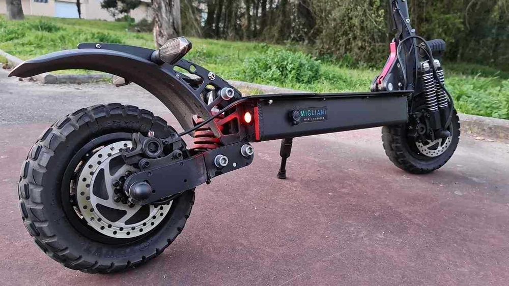 Trotinete scooter elétrica 60v 2400w (1200x2), 22Ah c/ alarme