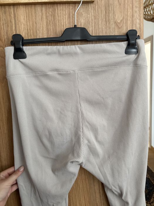 prążkowane leginsy h&m L