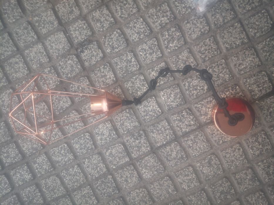 2 candeeiros como novos  só visto