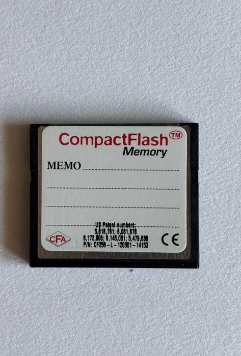Cartão de Memória CompactFlash 256MB Dane-Elec c/ Caixa