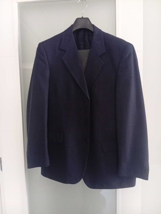 Blaser azul escuro, clássico