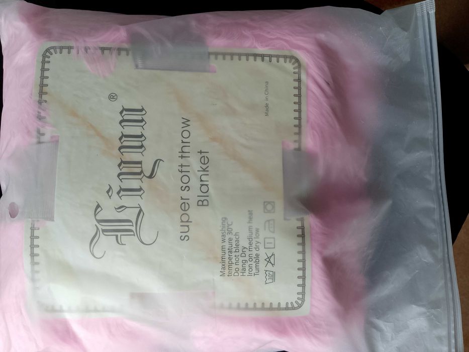 Koc włochacz różowy