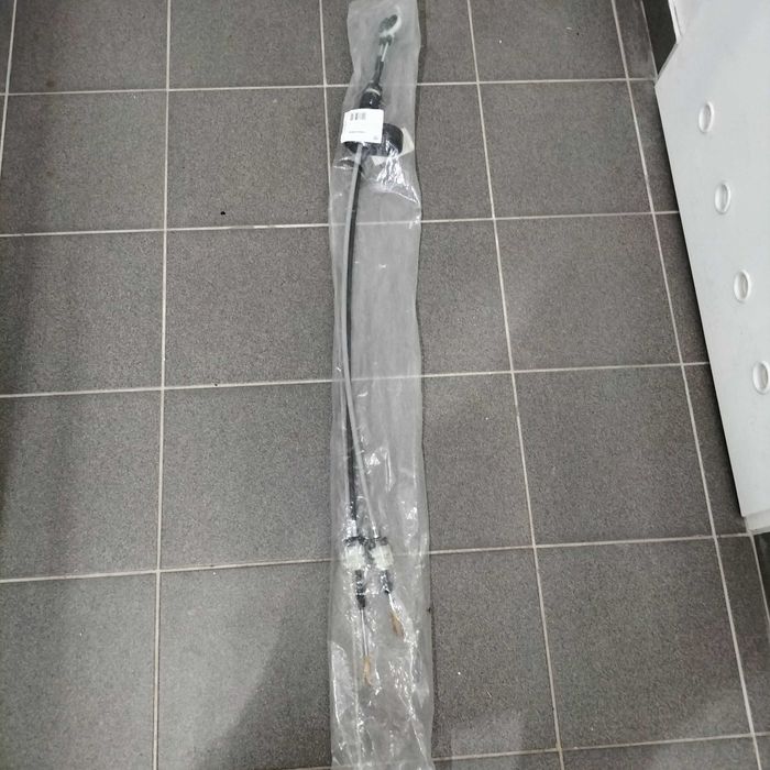 Linka/Cięgno zmiany biegów F4X002AKN