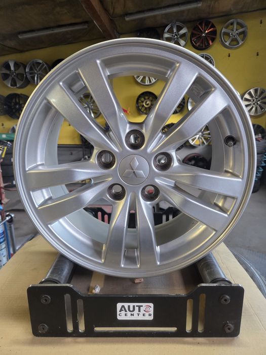Felgi Aluminiowe 5x114,3 6,5Jx16 ET38 Mitsubishi Citroen Peugeot