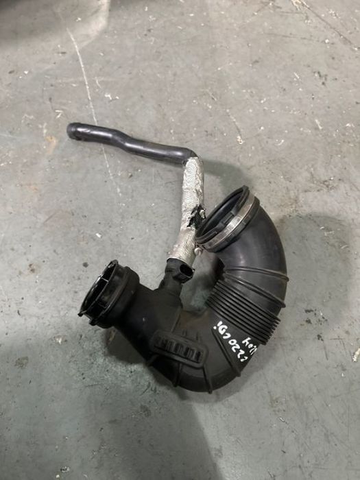 Tubo do turbo Mercedes w204