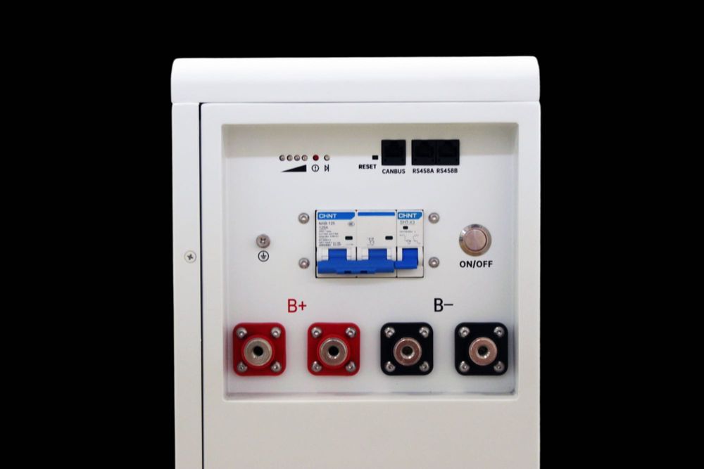 наявність акумулятор літієвий LiFePO4 16 кВт 48V для інвентора дому