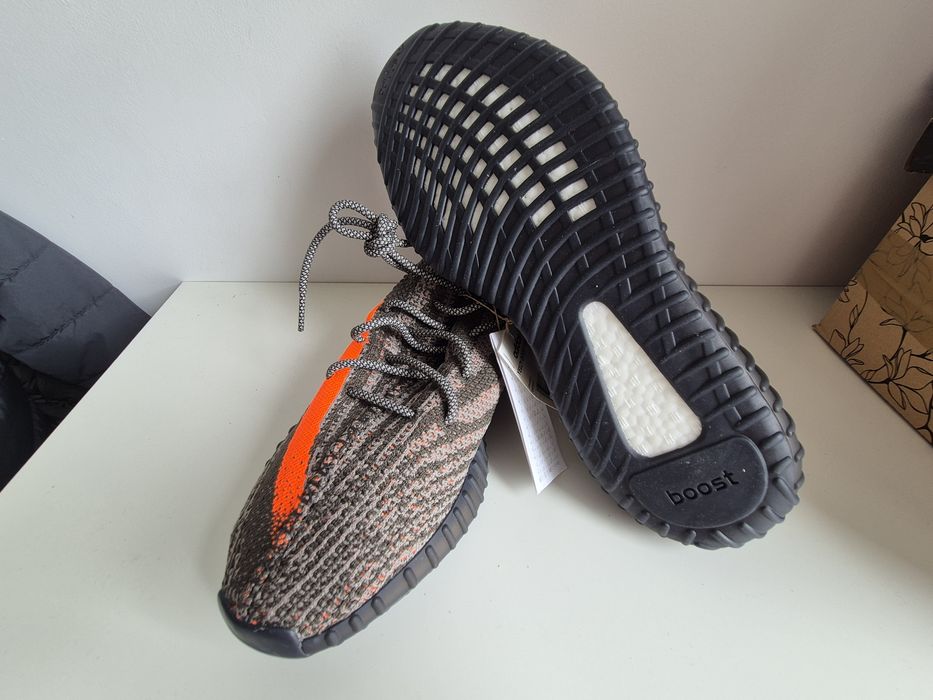 Adidas Yeezy Boost 350 V2 Carbon Beluga HQ7045
