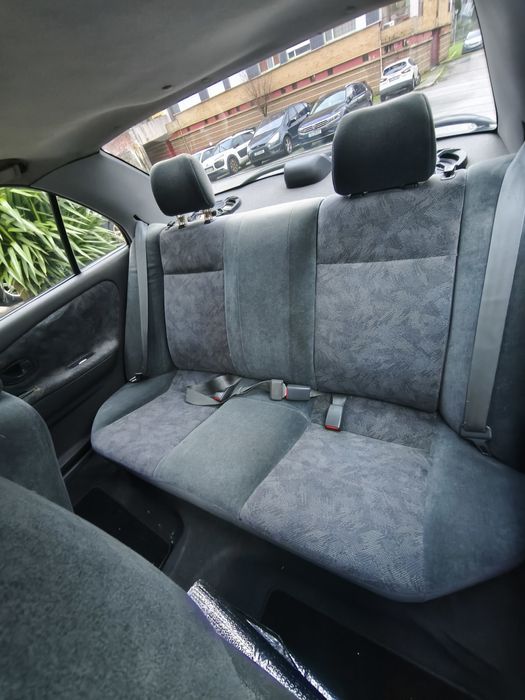 Mitsubishi Lancer 1.3 GLX